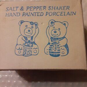 Collectible Teddy Bear Salt And Pepper Shakers
